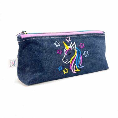 Trousse brodée Licorne