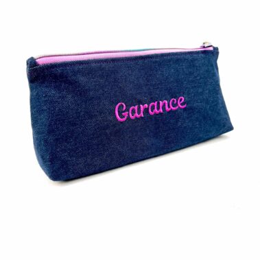 Trousse brodée Garance