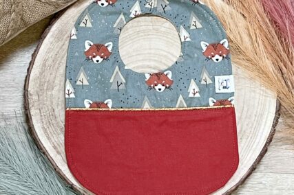 Bavoir bébé ocre à motifs de renards