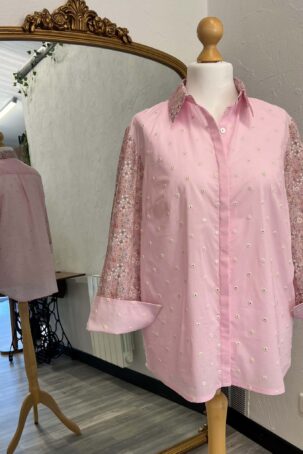 Chemise Oversize CréatiBreizh de Gertrude Devant 2 Chemise Oversize sur mesure par CréatiBreizh