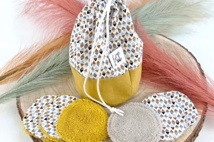 Lingettes rondes jaune et sa panière