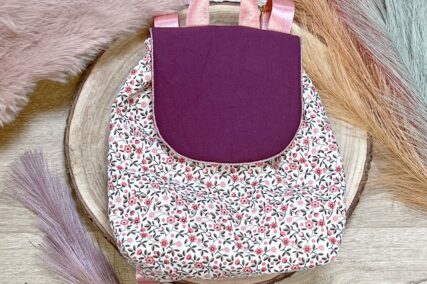 Sac à dos fille à motifs de fleurs