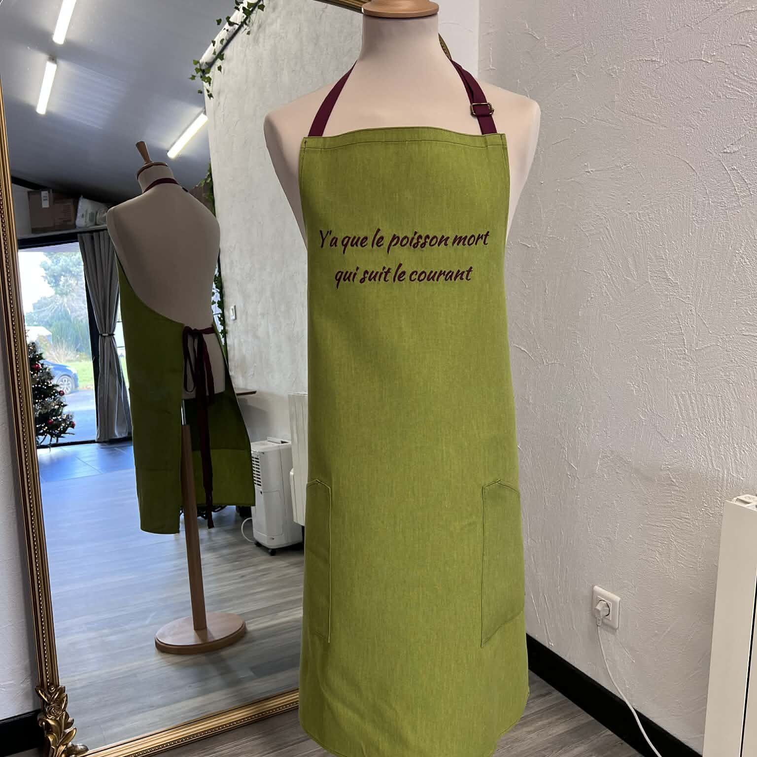 Tablier sur mesure brodé